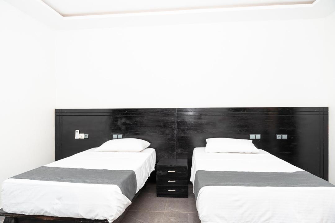 Airport Inn Hotel 로메 외부 사진